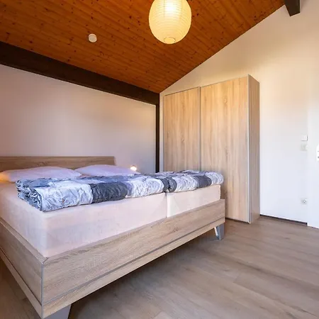 Ferienwohnpark Satteldachhaus Typ 9 Sd 61 Semesterbostad *